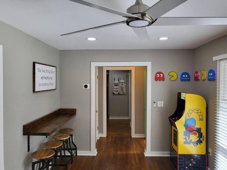 Rare Find! Private Heated Pool & Spa - Entire Home Near Atl City Center Atlanta Bagian luar foto